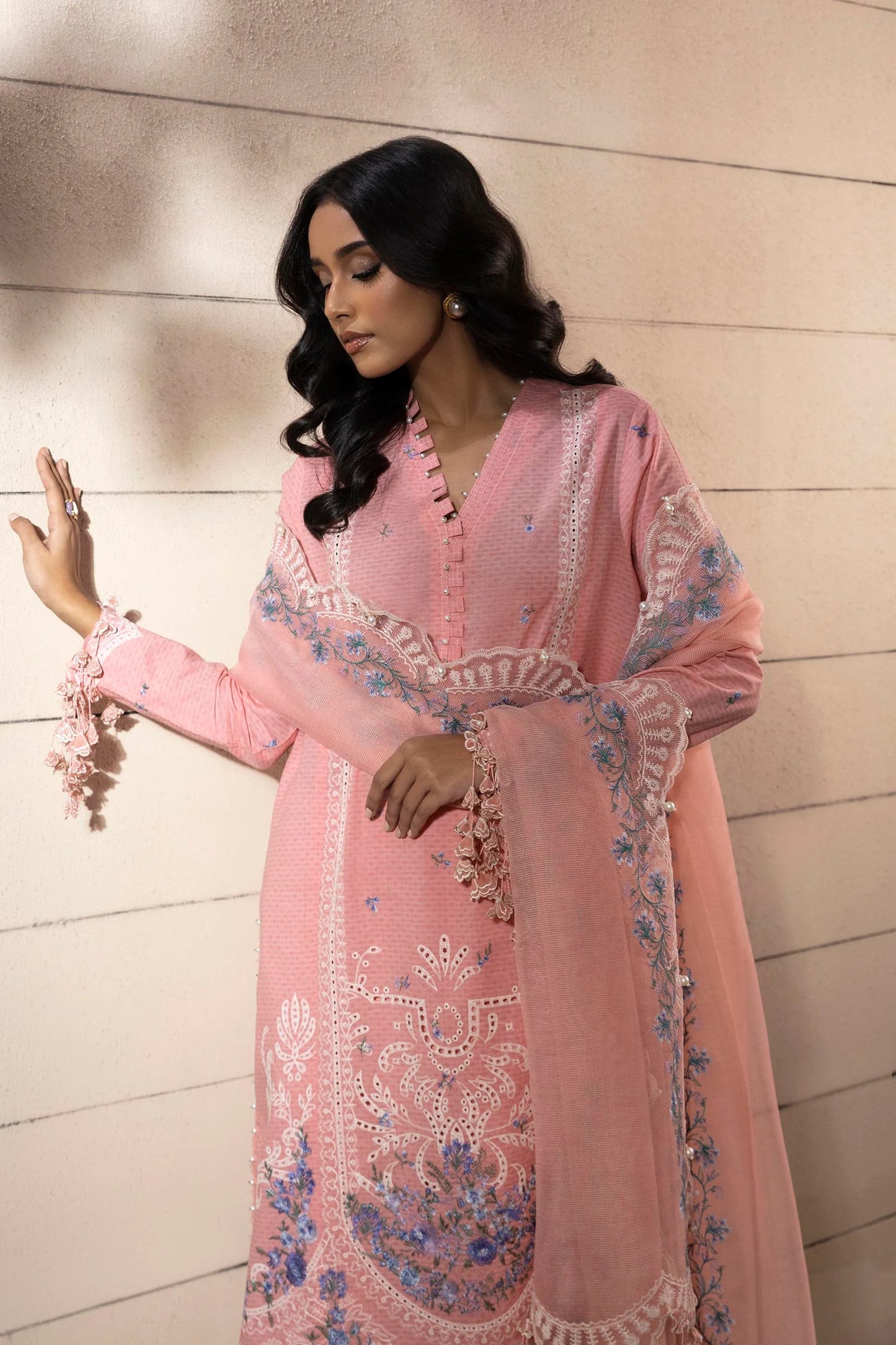 Unstitched 3 Pcs Embroidered Lawn Suit  SSS-127